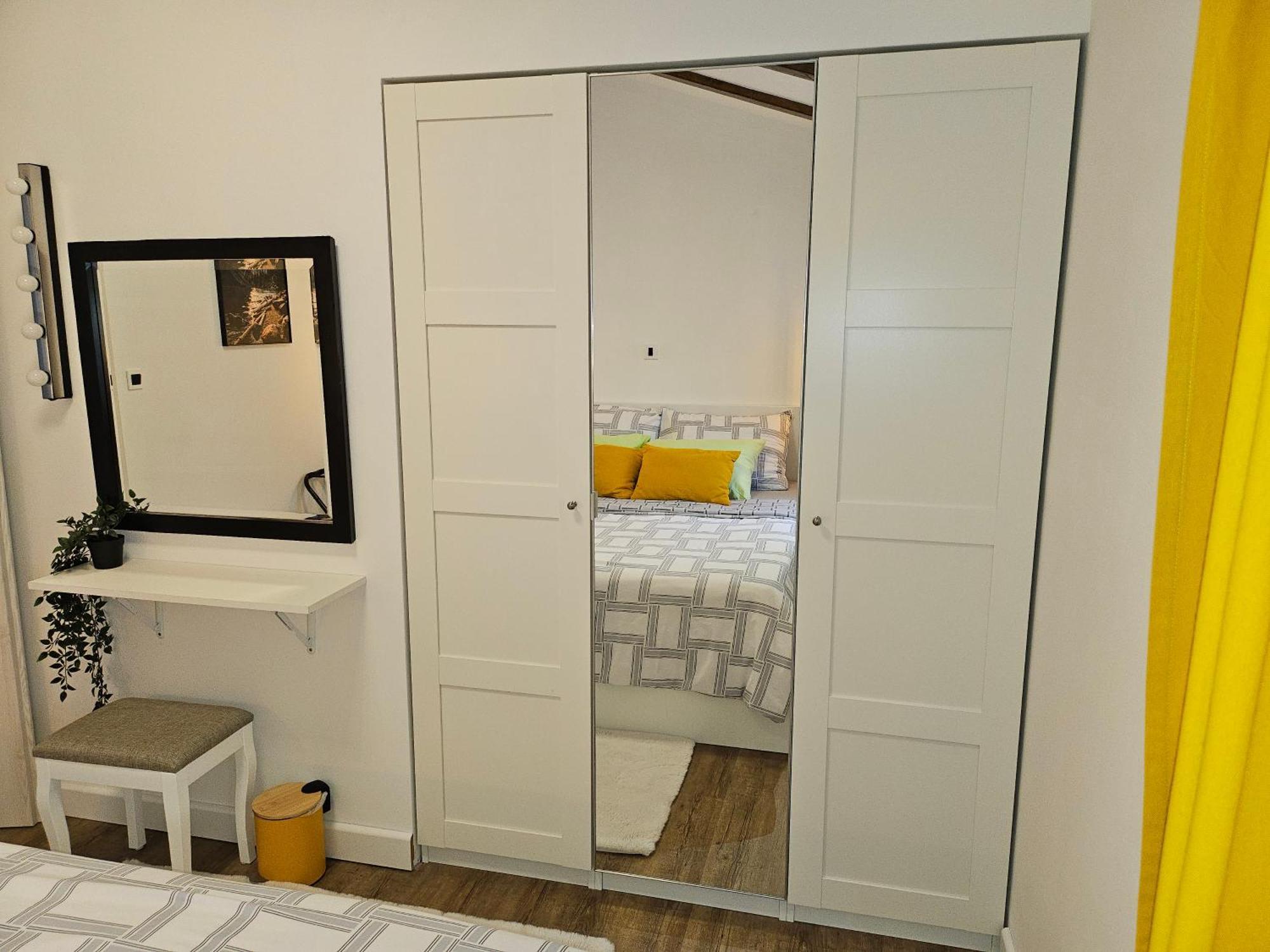 Apartman Pojine Gabonjin Εξωτερικό φωτογραφία